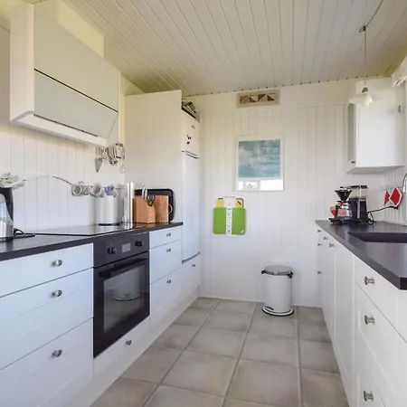 Prázdninový dům Four-bedroom Holiday In Juelsminde *
